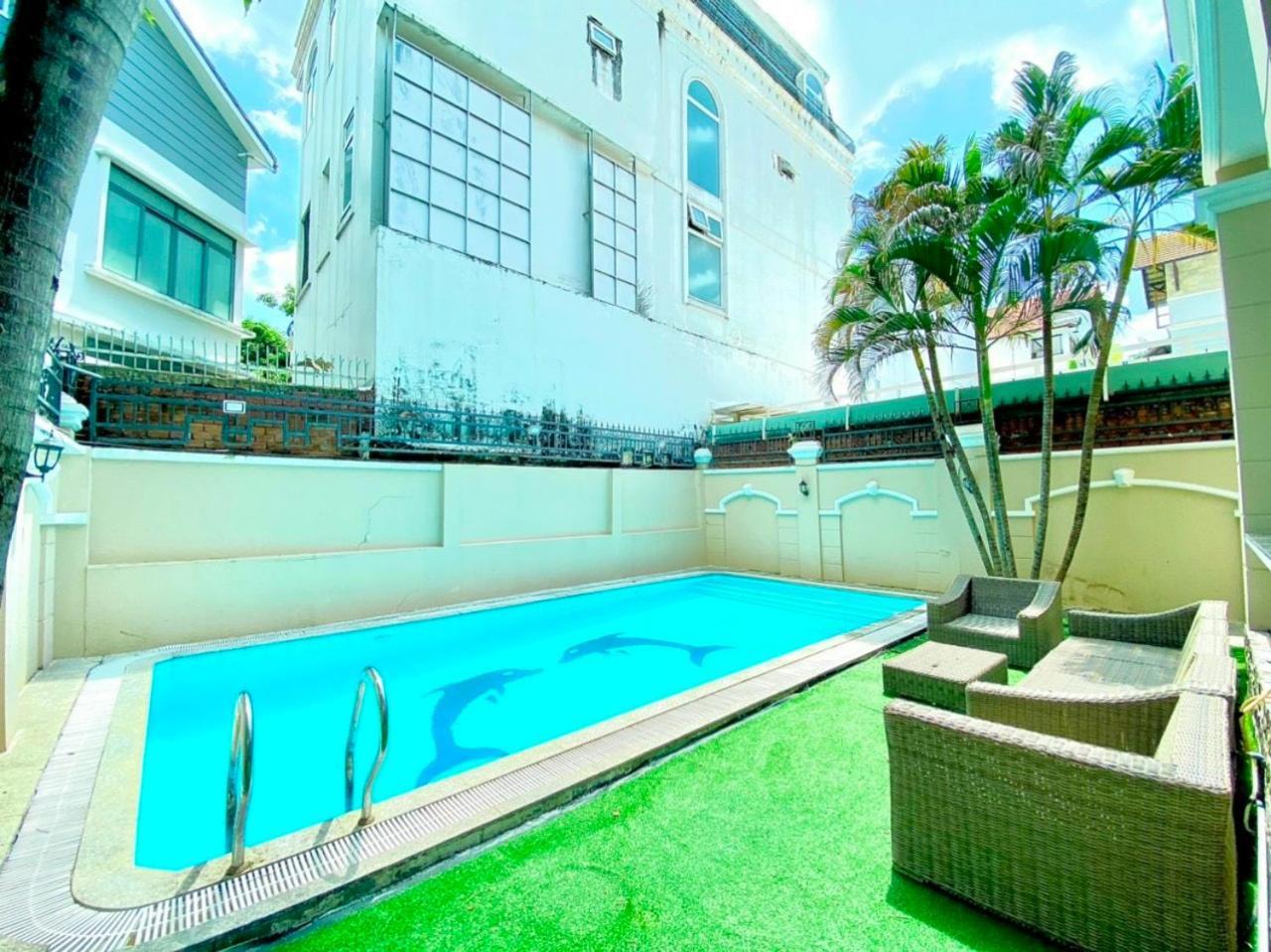 Villa Gem 15a-8 Phong Ngu-10 Giuong-ho Boi Lon Ho Chi Minh City